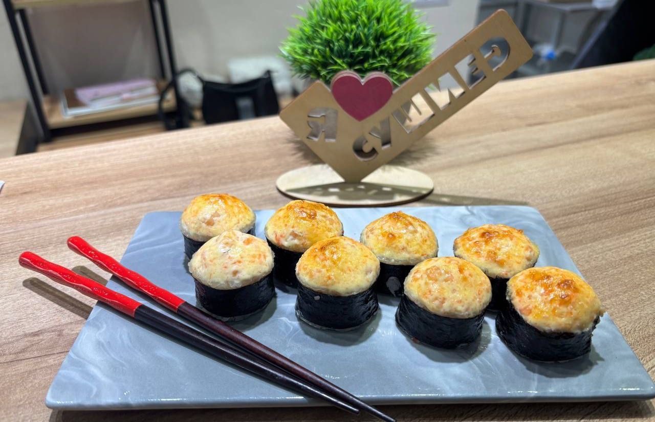 Фото Ролл Киото с креветкой ,6 штук в подарок